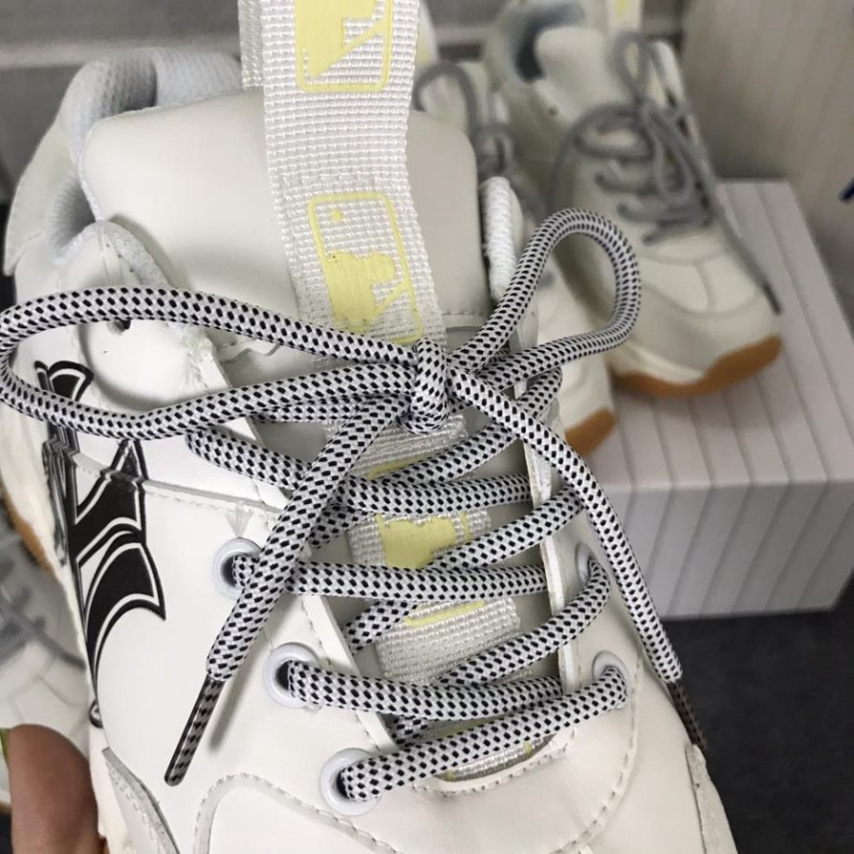 Giày sneaker mlb NY đen đế nâu, Giày thể thao nam nữ NY đen da bò tăng chiều cao 4cm full size | BigBuy360 - bigbuy360.vn