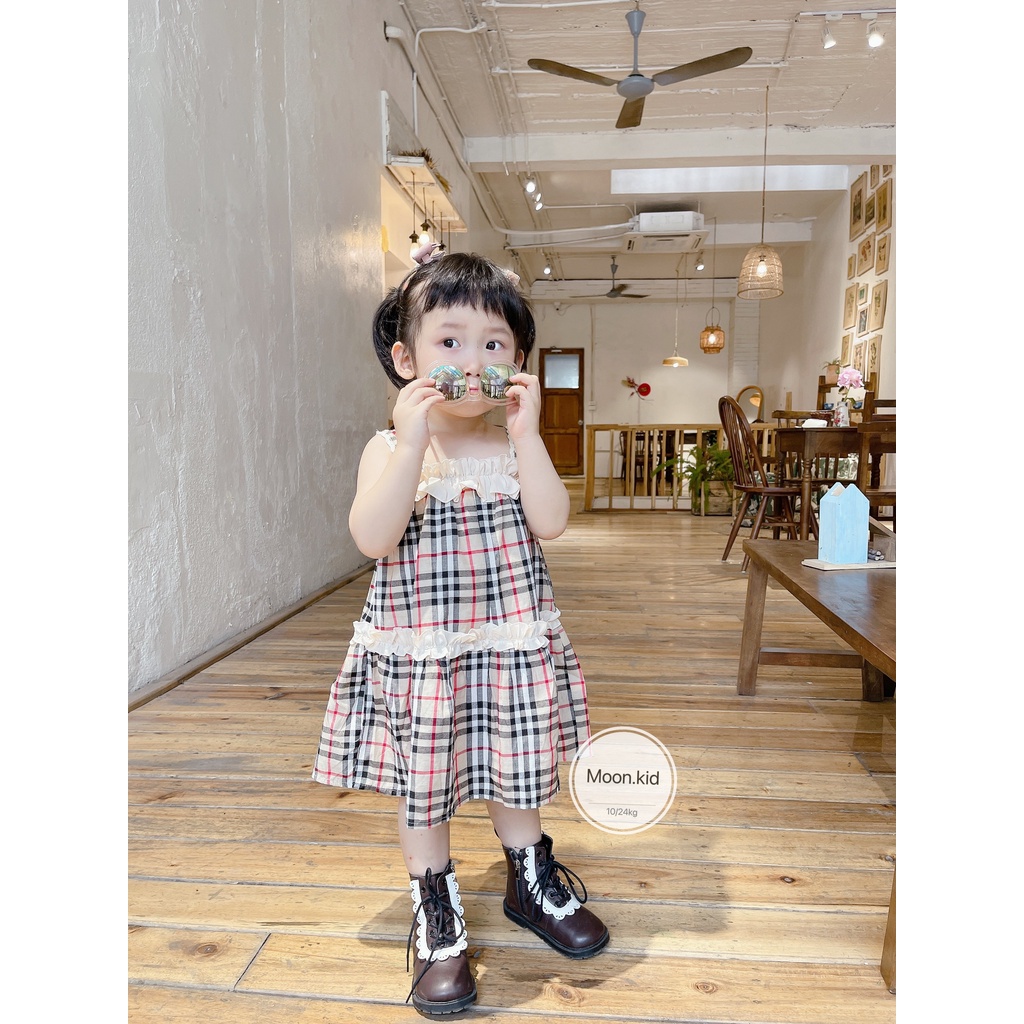 Váy thô kẻ 2 dây đính nơ cho bé gái 8-20kg