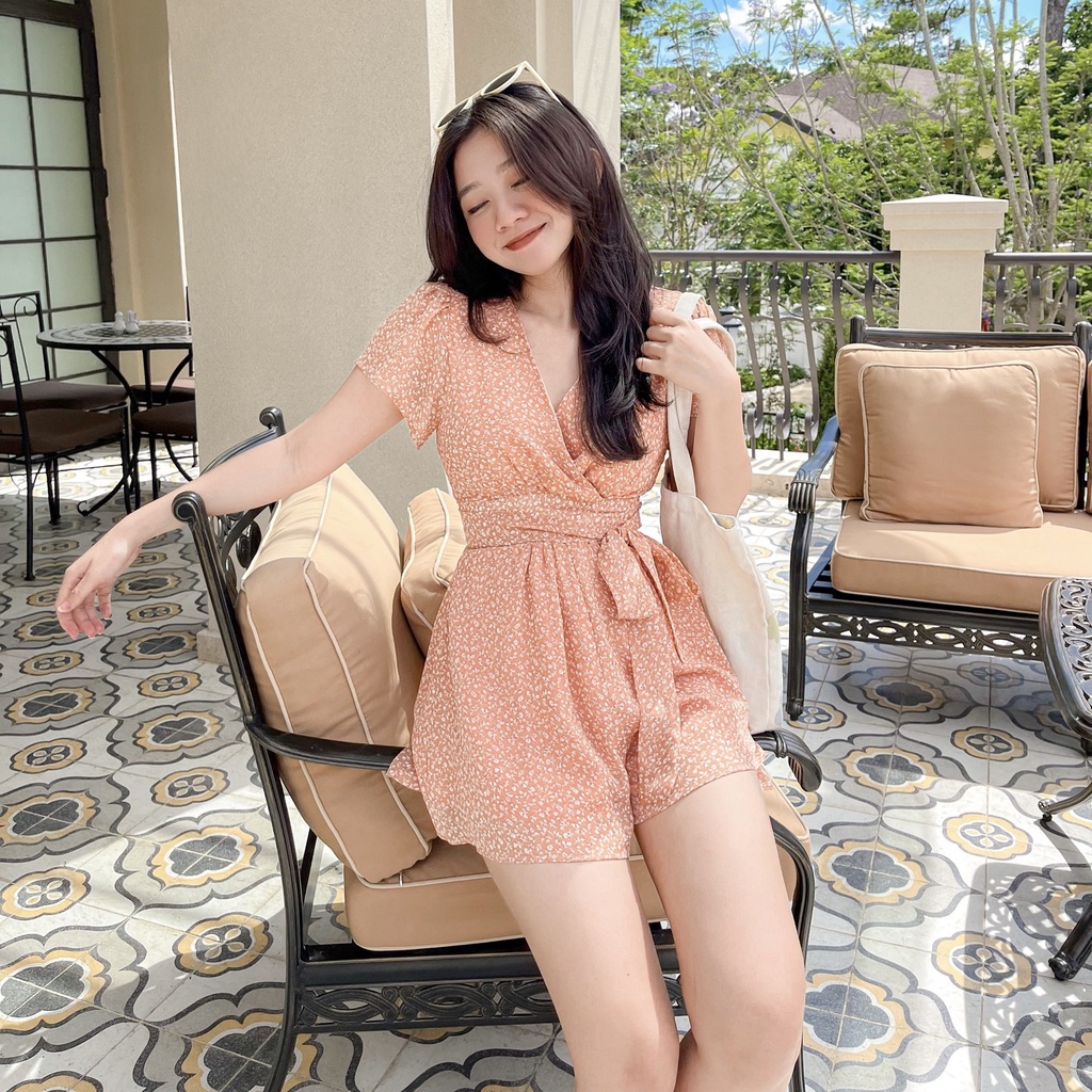 JENCA jumpsuit - Jump hoa ngắn có dây buộc eo nơ