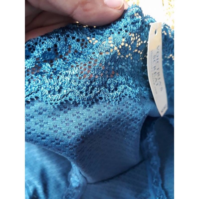 Quần lót su Vic thông hơi cạp ren 8622