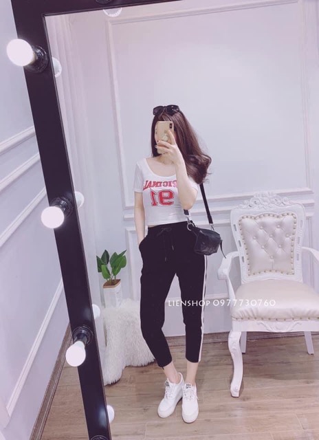 QUẦN THỂ THAO NỮ 2 SỌC DÁNG BEGGI