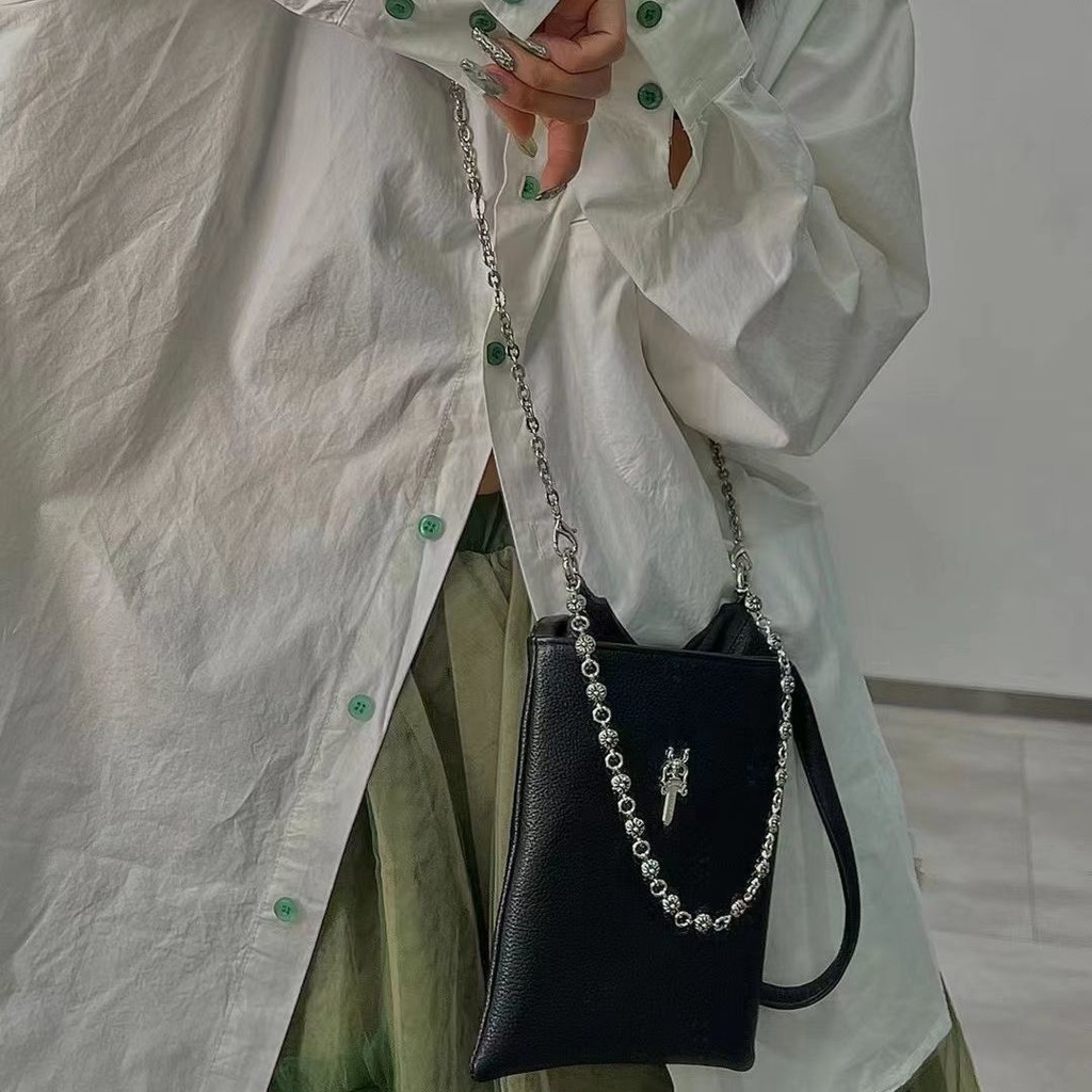 Túi Đeo Chéo Hình Vuông Nhỏ Siêu Mềm Phối Dây Xích Họa Tiết Quả Vải Tối Thời Trang 2022 Cho Nữ