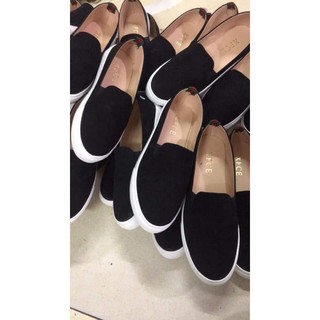 Slip On Nữ