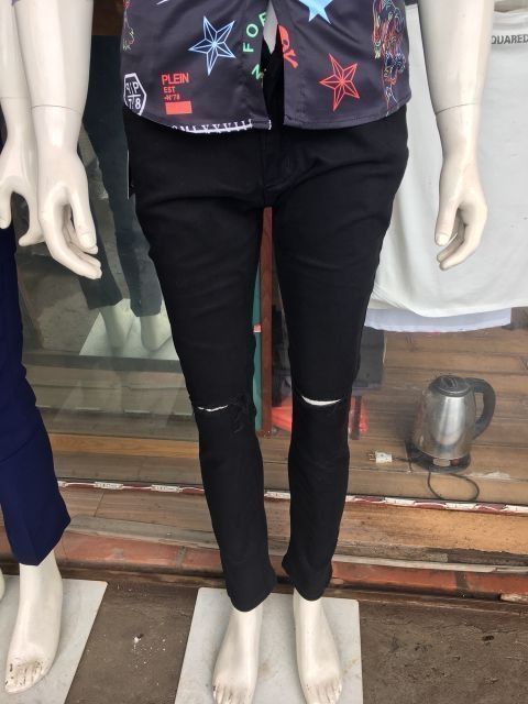 Quần nam đen rách gối (sz 27-36) | BigBuy360 - bigbuy360.vn