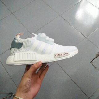 Nmd r1 gửi khách