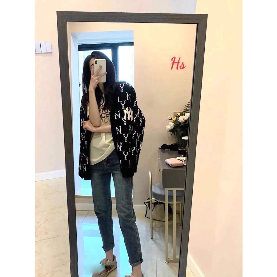 áo carigan đen chữ trắng | BigBuy360 - bigbuy360.vn