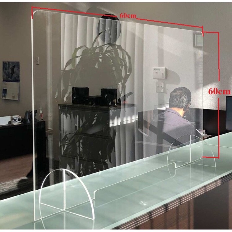 Tấm chắn Mika 60x60 trong suốt ngăn ngừa dịch bệnh. dùng trong văn phòng và các quán ăn cũng như những nơi có nhiều ngườ