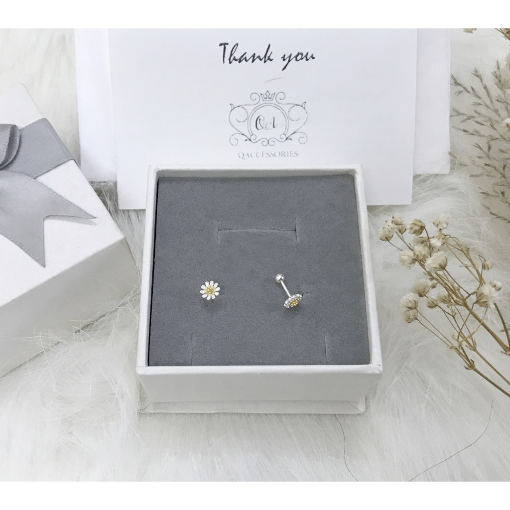 Bông tai bạc 925 hoa cúc nhụy vàng chốt bi vặn khuyên nụ S925 DAISY Silver Earrings QA SILVER EA210502