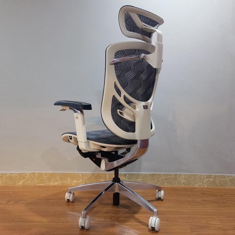 Ghế Công Thái Học GTchair Dvary Ivino Gen II - Tay 5D - Lưng Đen, Lưới Xám