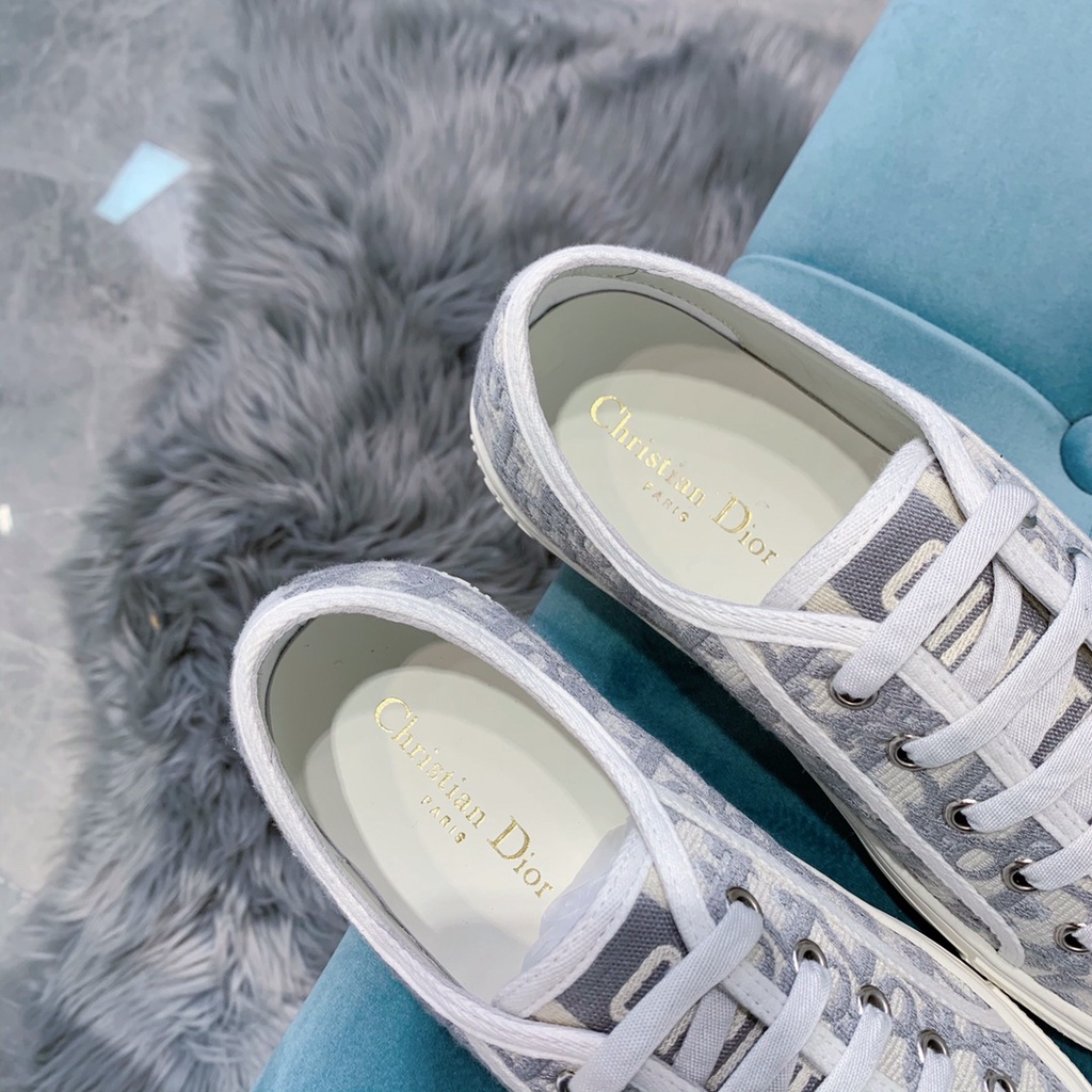 #Giày Thể Thao Cotton Màu Xám Nhạt Thêu Họa Tiết Mới