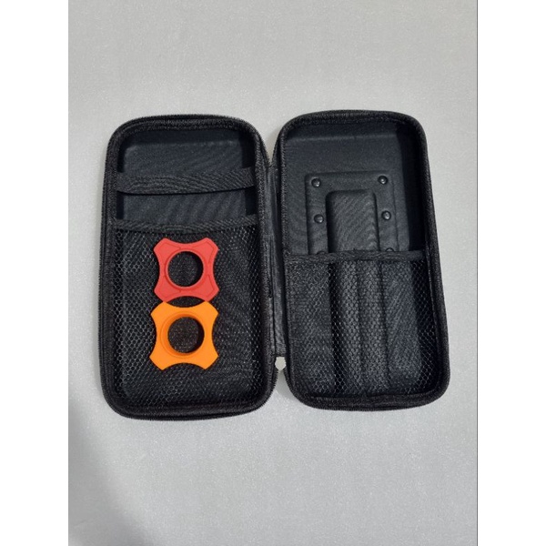 Hộp  đựng  micro  kèm 2 chống  lăn micro
