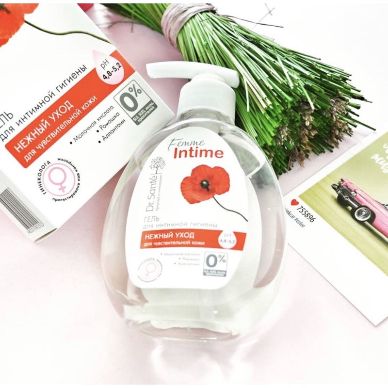 Dung Dịch Vệ Sinh Phụ Nữ Dưỡng Ẩm Femme Intime Dr.Sante (230ml)