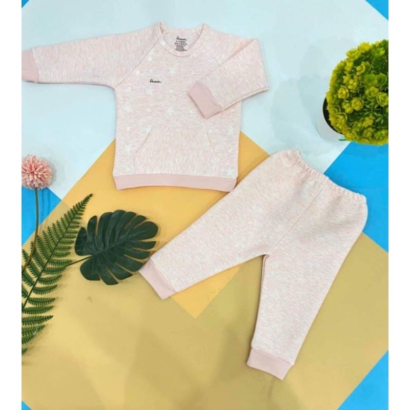 Bộ quần áo dài tay trần bông cúc vai Avaler cho bé