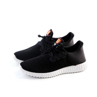 Giày sneaker thời trang nam Gassa - GN003D (Đen)