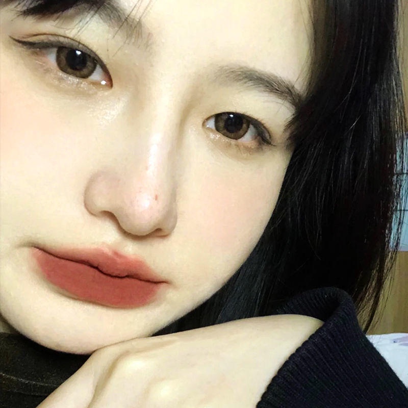 Son Kem Lì Chống Nước 6 Màu Sắc Lựa Chọn