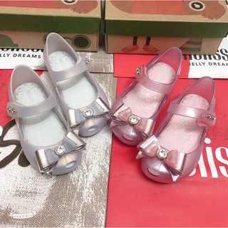 nơ đá swarovski hồng và bạc sz 8us