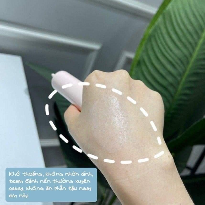 Kem lót Căng Bóng Da Esstee Lauder Futurist Aqua Brilliance Watery Glow Primer 15ml