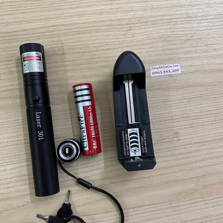 Đèn pin laser 301 chính hãng giá rẻ, tia xanh cực mạnh và xa, pin sạc cực khỏe