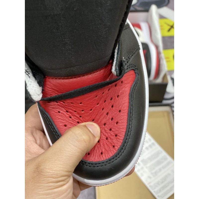 [AGsneaker] Giày thể thao cổ cao màu Bred chân bè fit lên 1 size... | BigBuy360 - bigbuy360.vn