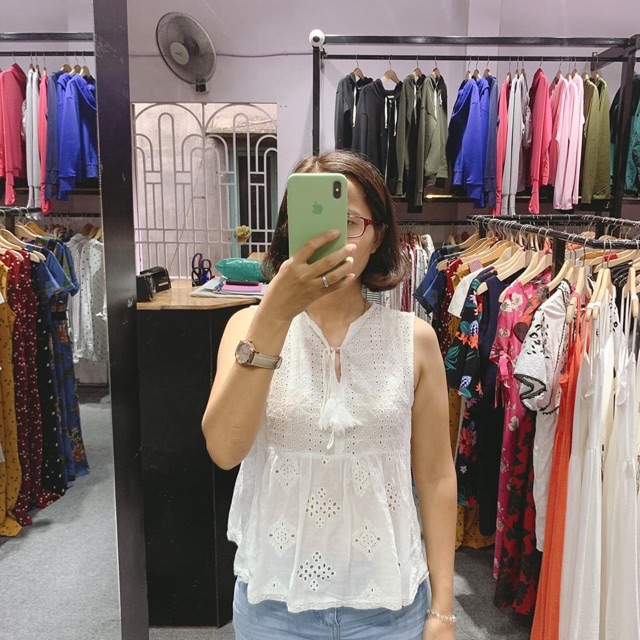 Áo sát nách mango