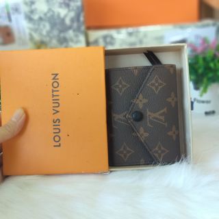 Ví LV nhỏ gọn
