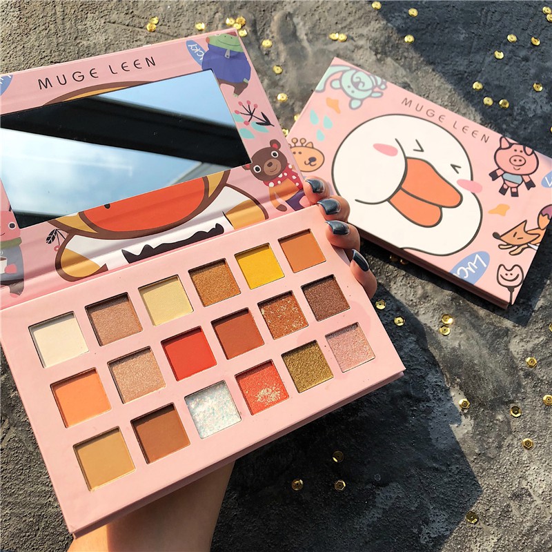 PHẤN MẮT Muge Leen 18 Ô MÀU Sở hữu chất phấn mềm mịn, dễ tán và lên màu chuẩn
