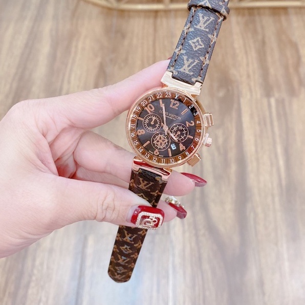 Đồng hồ LV dây da kiểu dáng thời thượng, sang trọng, bảo hành 12 tháng | BigBuy360 - bigbuy360.vn