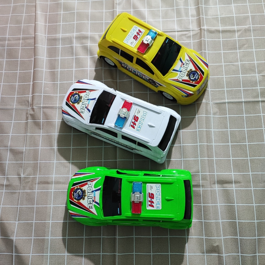 Đồ chơi mô hình xe cảnh sát police nước ngoài cho bé