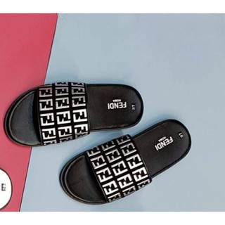 DÉP QUAI NGANG FEN-DI ĐEN QUAI TRẮNG BA LINE