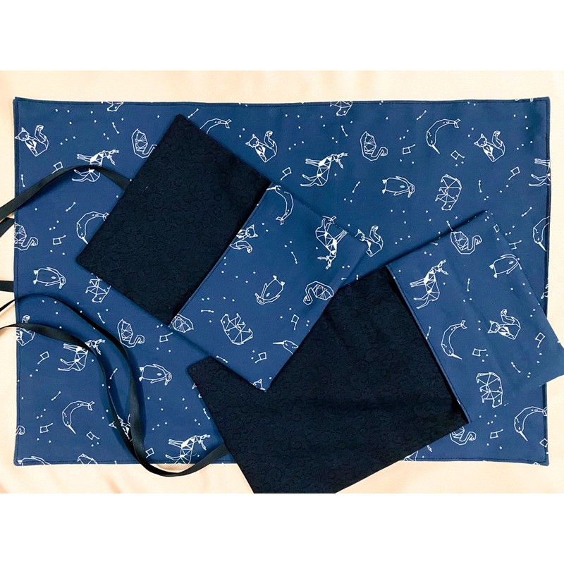 NAVY ZODIAC - Túi, khăn trải bài gấp thành túi Tarot (dây ribbon lụa đen)