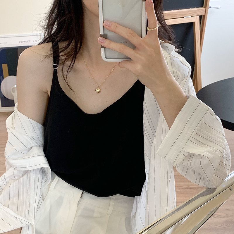 Áo hai dây thiết kế cổ chữ v đơn giản thời trang dành cho nữ | BigBuy360 - bigbuy360.vn