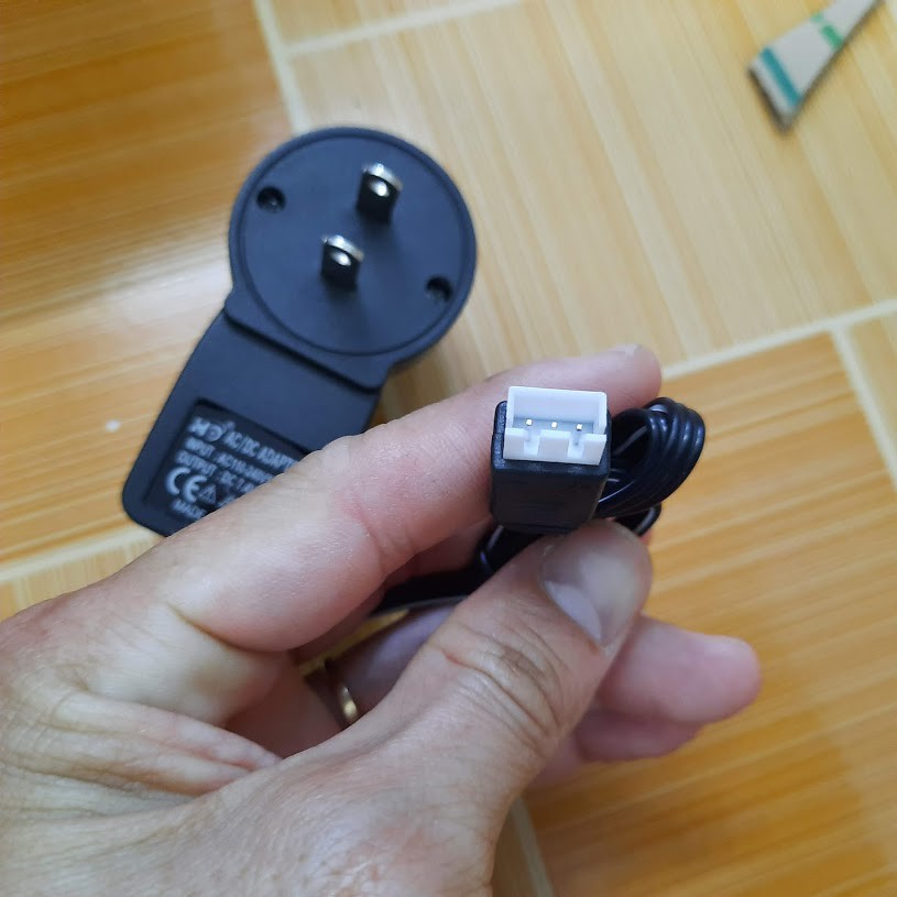 Củ sạc pin 7.4v Jack nối XH-3P loại 3 chân dùng trực tiếp 220v