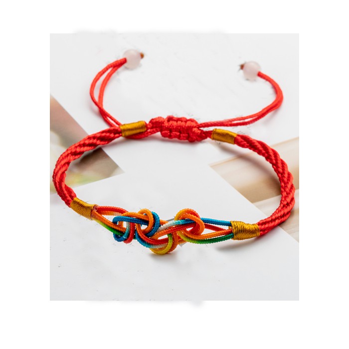 Vòng chỉ đỏ Tây Tạng tết cá tính