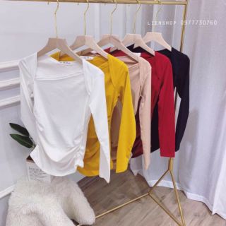 Áo pull cổ lệch rúm sườn