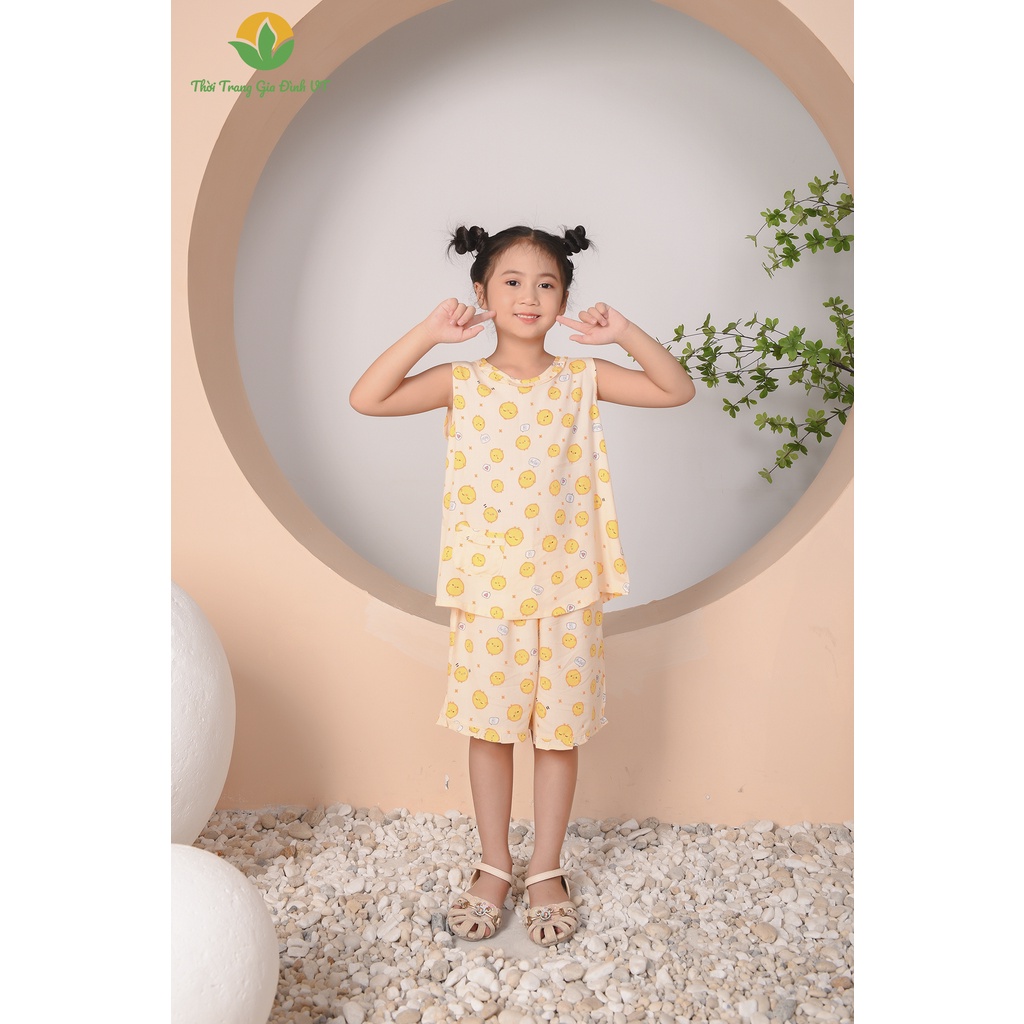 Bộ đồ lanh Việt Thắng, quần đùi áo sát nách họa tiết bé gái - B62.2209
