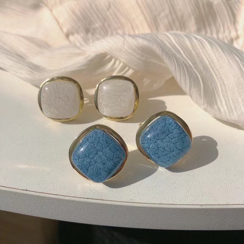 Khuyên Tai Đính Đá Pha Lê Xanh Dương Và Trắng Phong Cách Hàn Quốc Đơn Giản