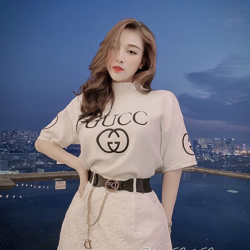 áo thun kiểu cổ cao in chữ g sang chảnh xinhhhhhh hot hỉ