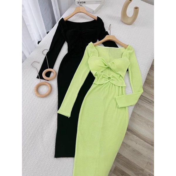 ĐẦM TD KHOÉT NGỰC KHOEN TRÒN 2M