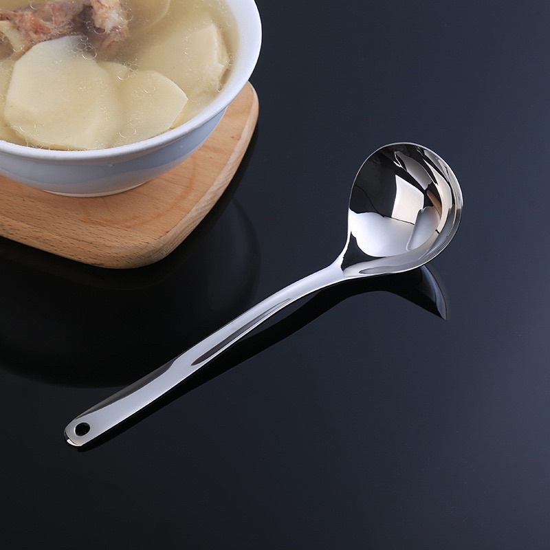 Muôi múc canh inox 304 cao cấp sáng bóng 23.8cm x 7cm - Trúc Nhiên Boutique