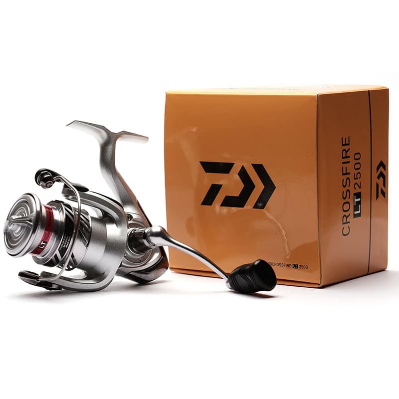 MÁY CÂU ĐỨNG DAIWA CROSSFIRE LT 2020