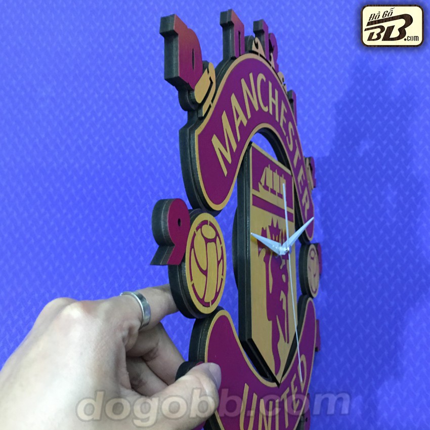 [Giảm giá thần tốc] 40cm Đồng Hồ MU Bóng Đá Logo Clb Manchester United Treo Tường Gỗ Bền Rẻ Đẹp Bản Màu Đỏ Vàng - Đồ Gỗ