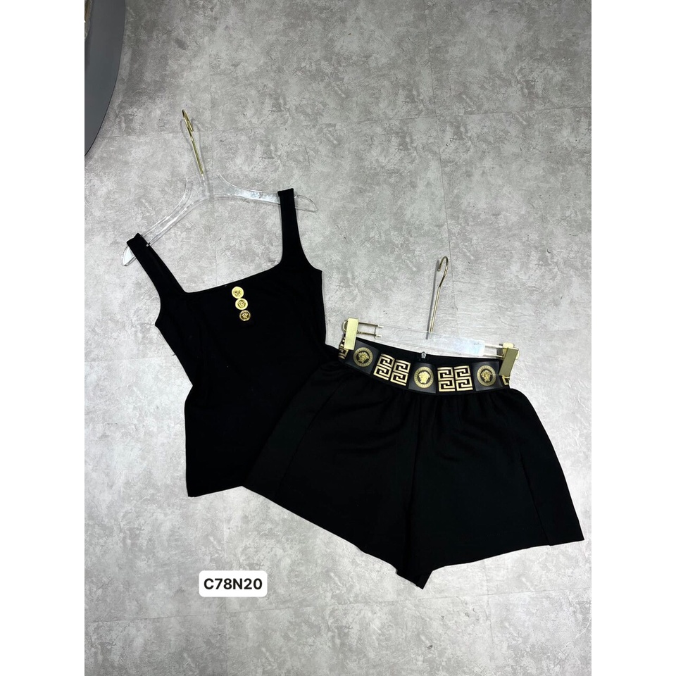 Set versace ba lỗ nhà e về xinh xuất sắc luôn ạ. bao giá luôn nhé cả nhà