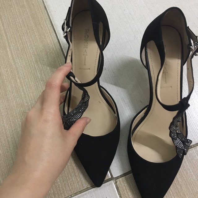 Giầy cao gót Format nhung đen cườm lá size 36