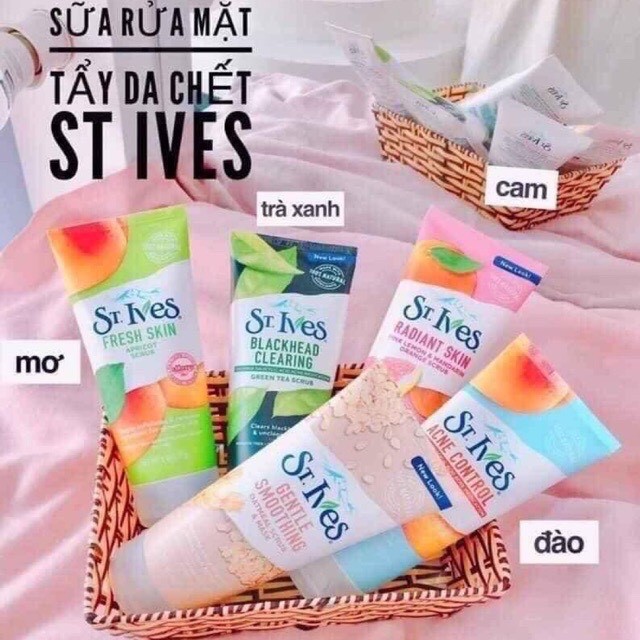 Sữa Rửa Mặt Tẩy Tế Bào Chết St.Ives