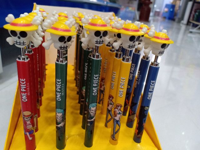 Bút chì bấm One Piece ngòi 0.5mm
