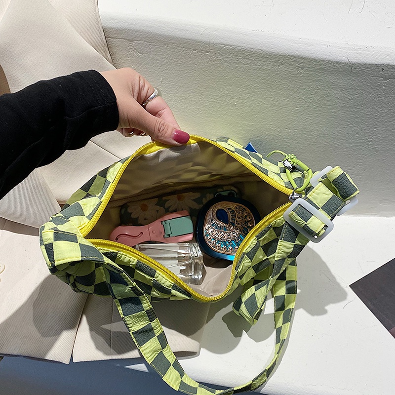 Túi đeo chéo Prettyzys phong cách mùa hè Hàn Quốc 2022 cho nữ