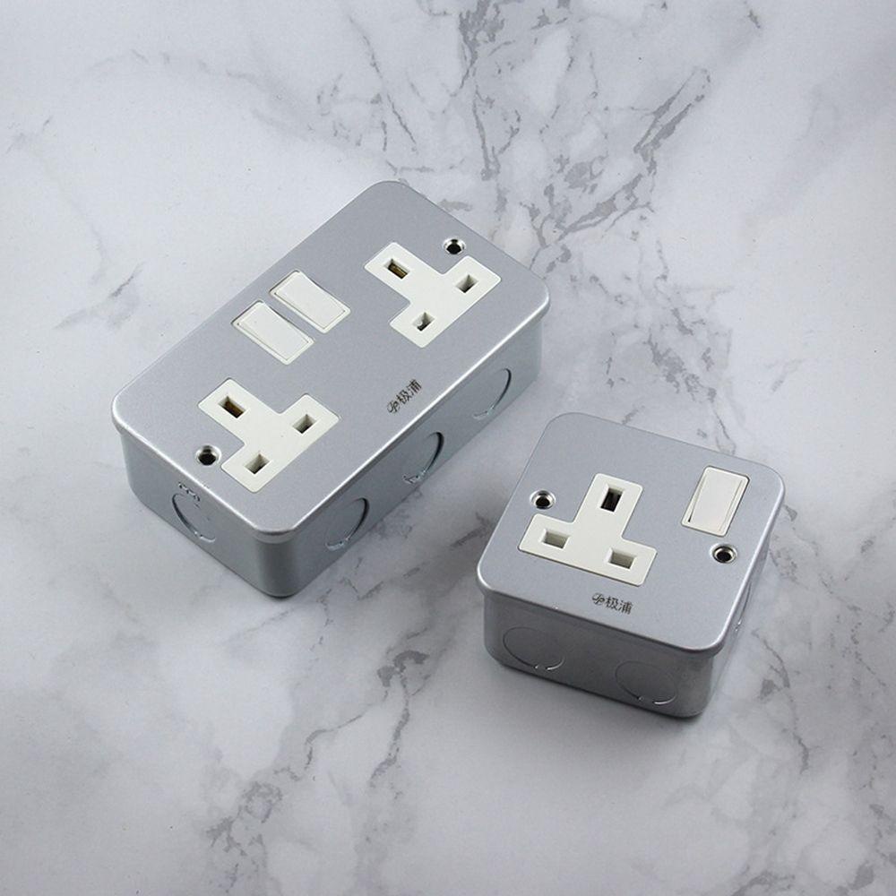 Ổ Cắm NICKOLAS Có Công Tắc Đèn Hình Vuông Đa Năng Tiêu Chuẩn Anh Cho TV PC