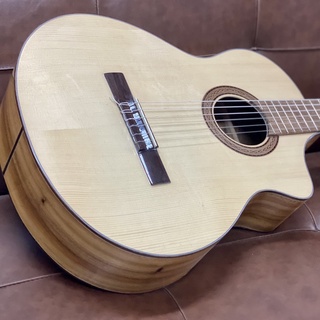 Đàn guitar classic dáng khuyết gỗ điệp nguyên tấm cf-63