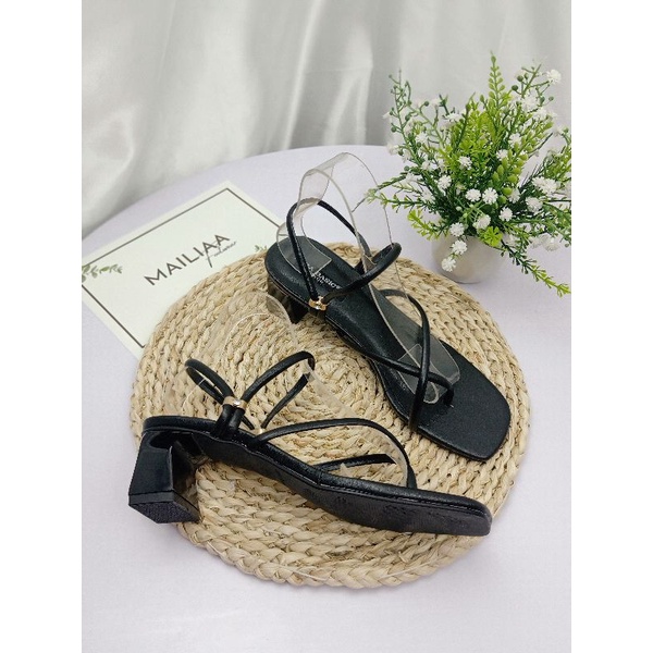Sandal xỏ ngón gót vuông 4 phân
