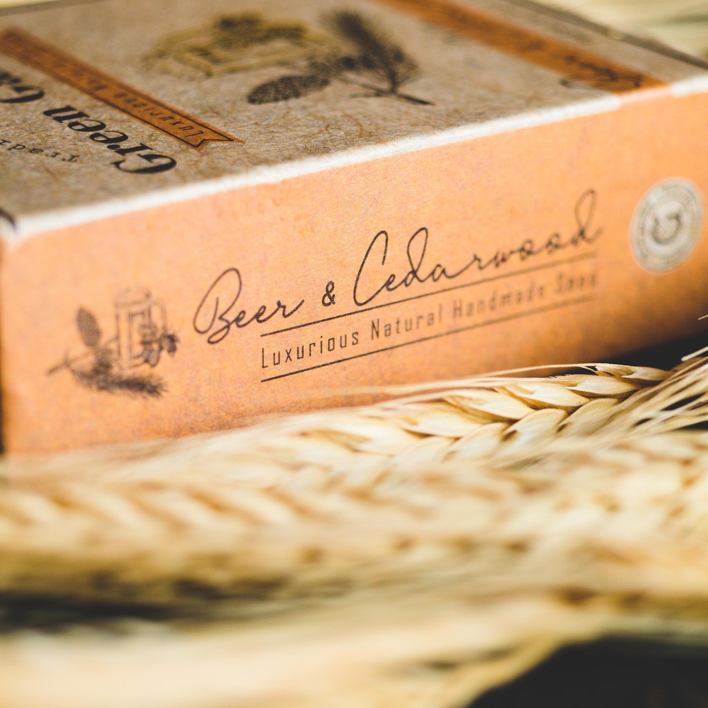 Xà phòng handmade cao cấp Beer  & Gỗ đàn hương từ Green Garden